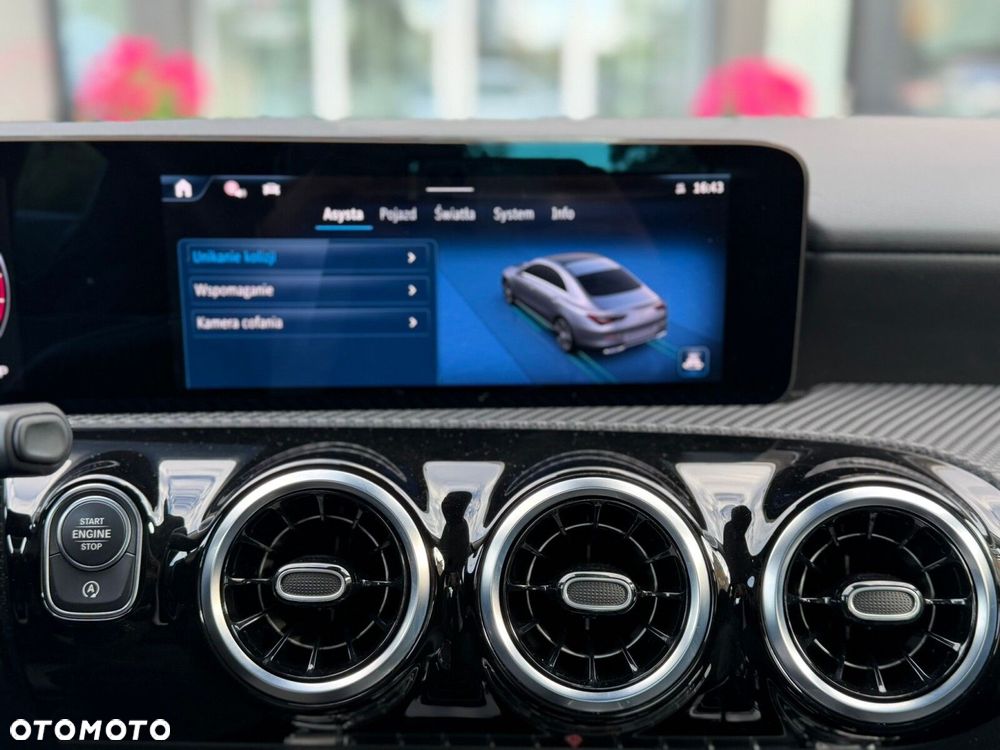 Mercedes-Benz CLA 200 Progressive 7G-DCT - 17