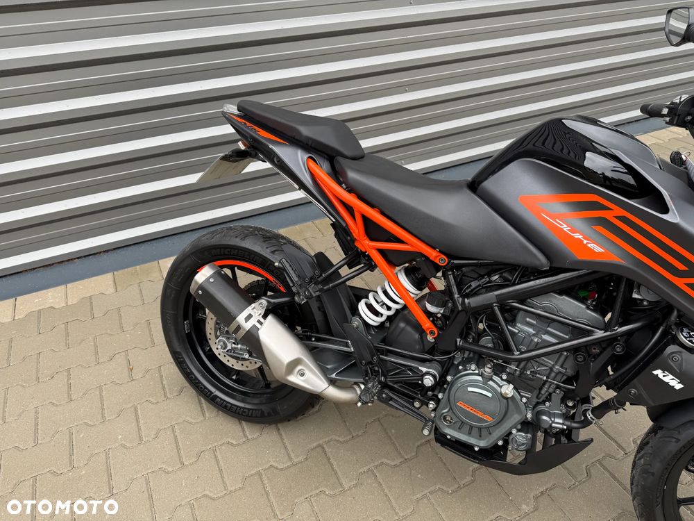 KTM Duke 125 - 20