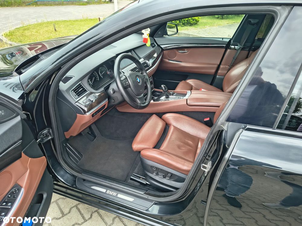 BMW 5GT 535i - 6