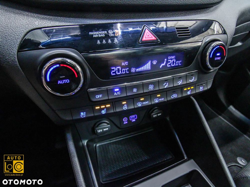 Hyundai Tucson 2.0 CRDI 4WD Automatik Premium - 26