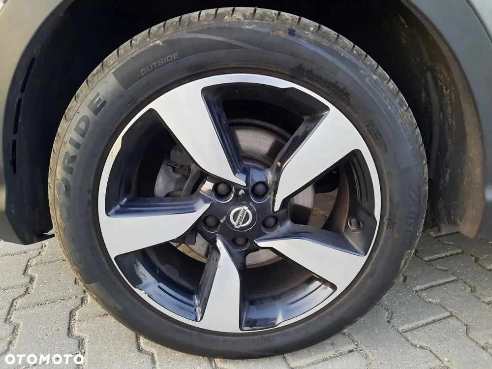 Nissan Qashqai 1.2 DIG-T Xtronic TEKNA - 12