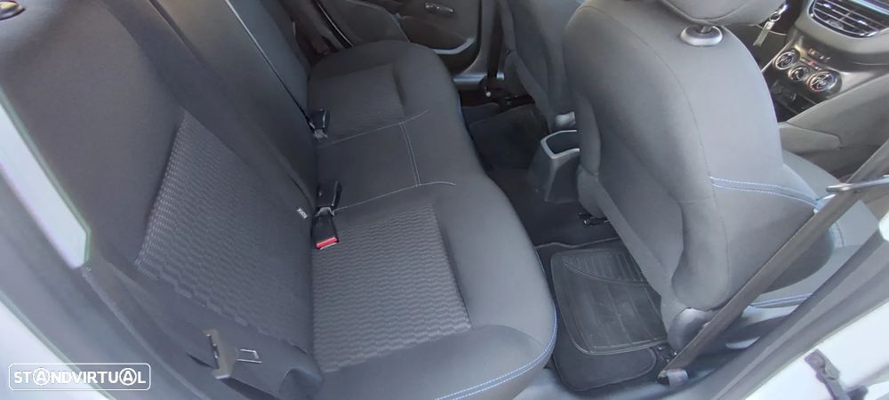 Peugeot 208 1.2 PureTech Signature - 21