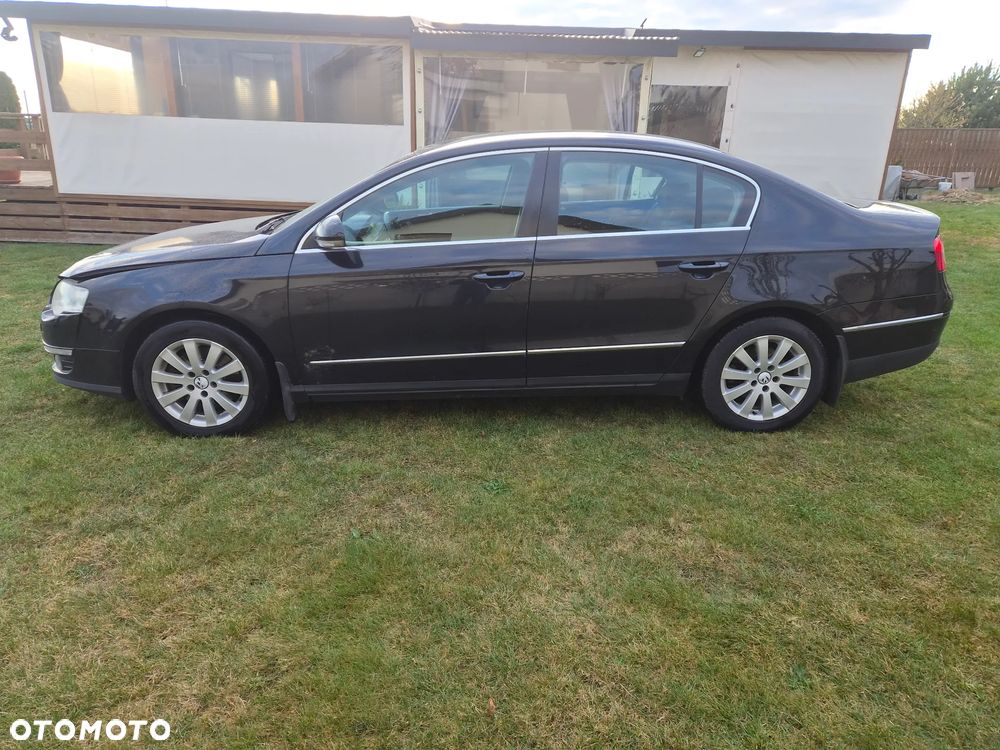 Volkswagen Passat 2.0 TDI DPF Comfortline DSG - 4