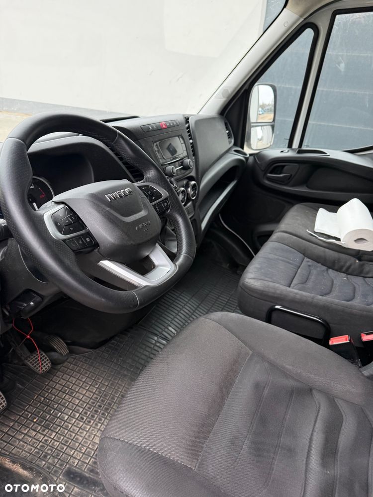 Iveco DAILY - 10