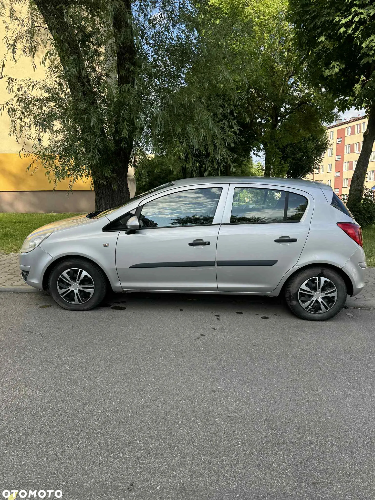Opel Corsa 1.2 16V Cosmo - 3
