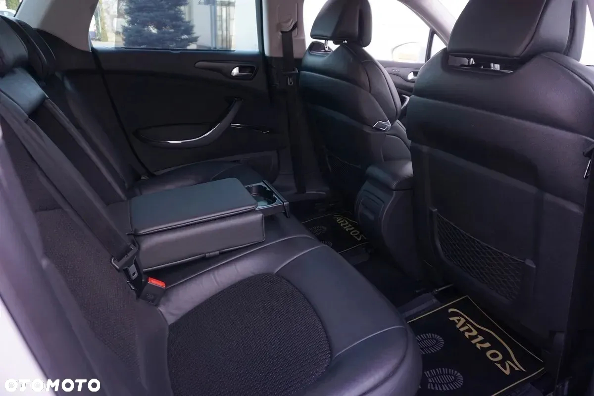 Citroën C5 Tourer HDi 165 FAP Exclusive - 37