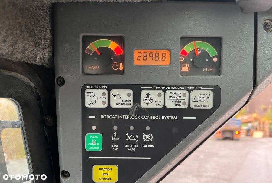 Bobcat S130 - 6