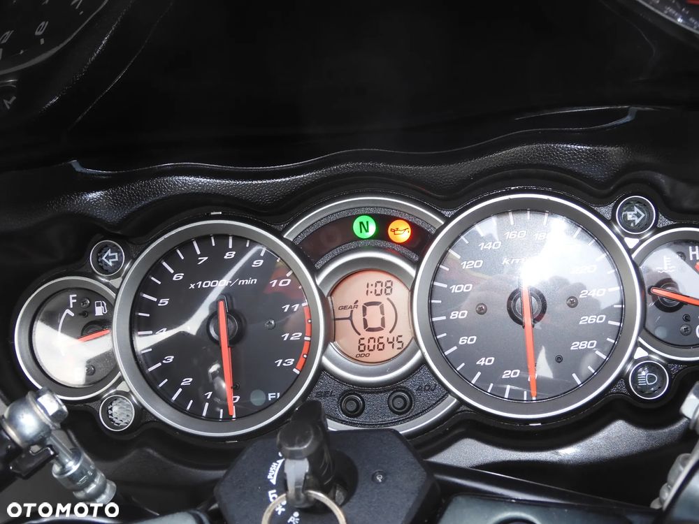 Suzuki Hayabusa - 29