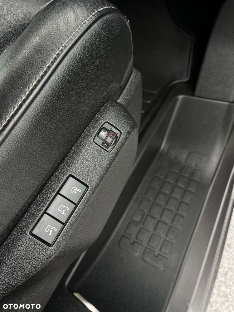 Peugeot Traveller 2.0 BlueHDi Long Business Vip - 22