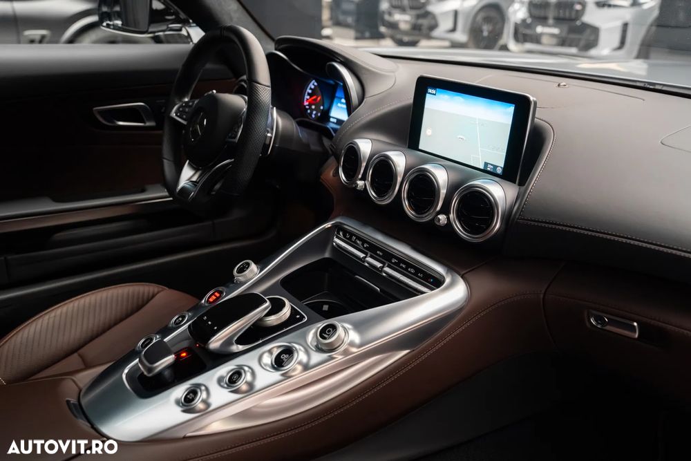 Mercedes-Benz AMG GT - 24