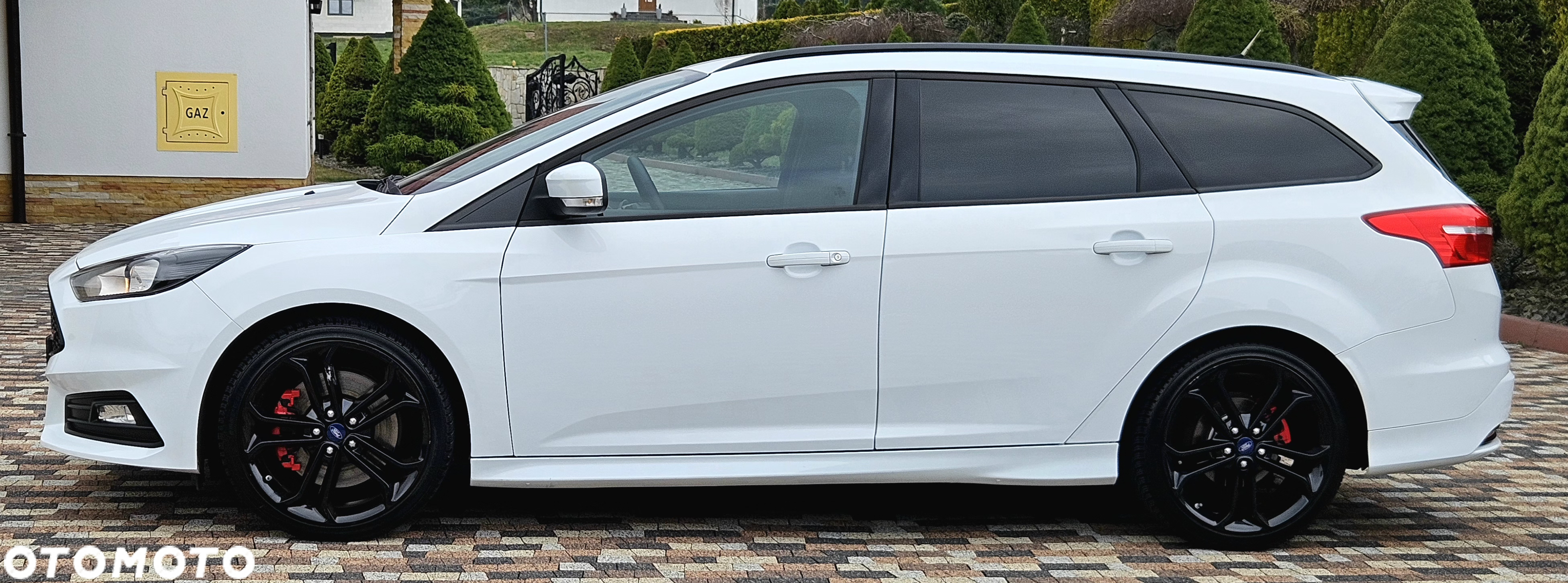 Ford Focus 2.0 TDCi ST - 10