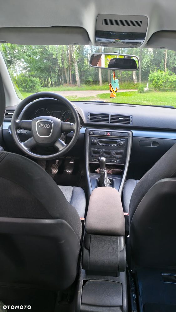 Audi A4 Avant - 11