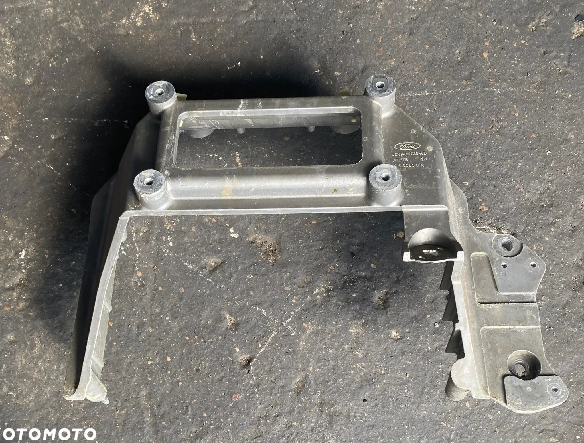 Osłona na kolumnę kierowniczą FORD F-MAX EURO6 JC46-3N723-AB - 1