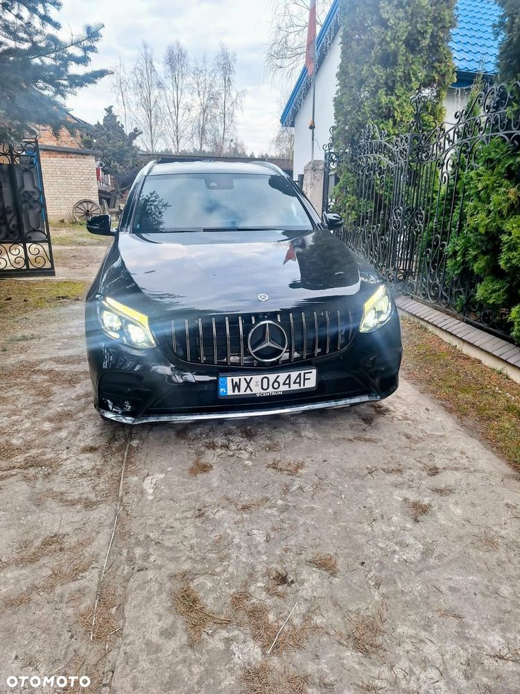 Mercedes-Benz GLC - 1