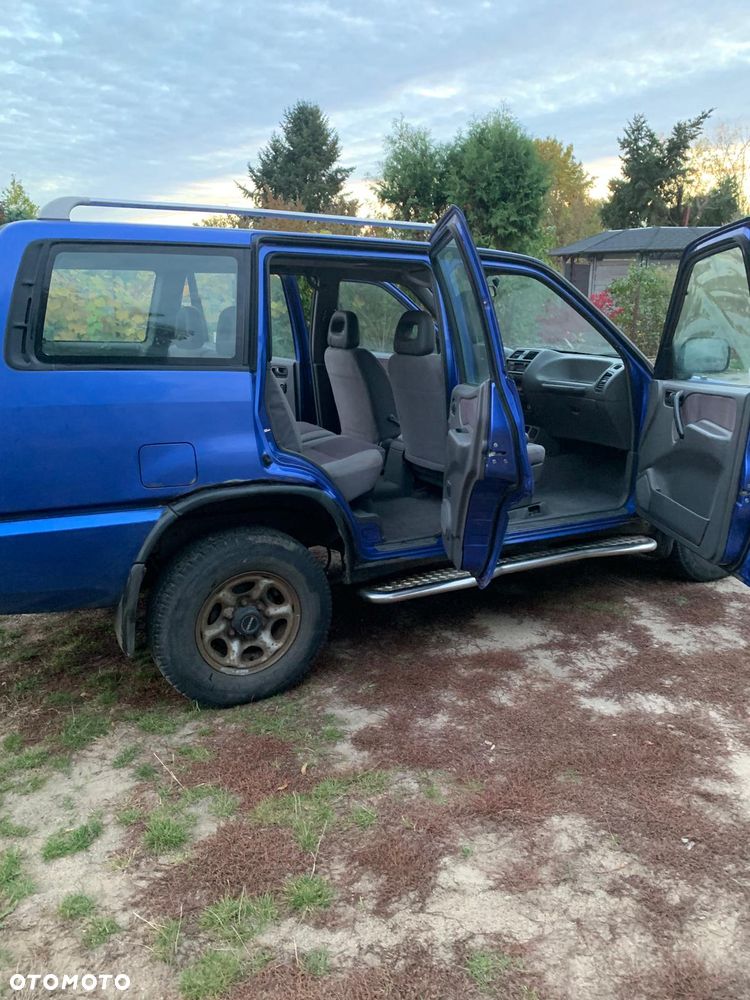 Nissan Terrano - 7