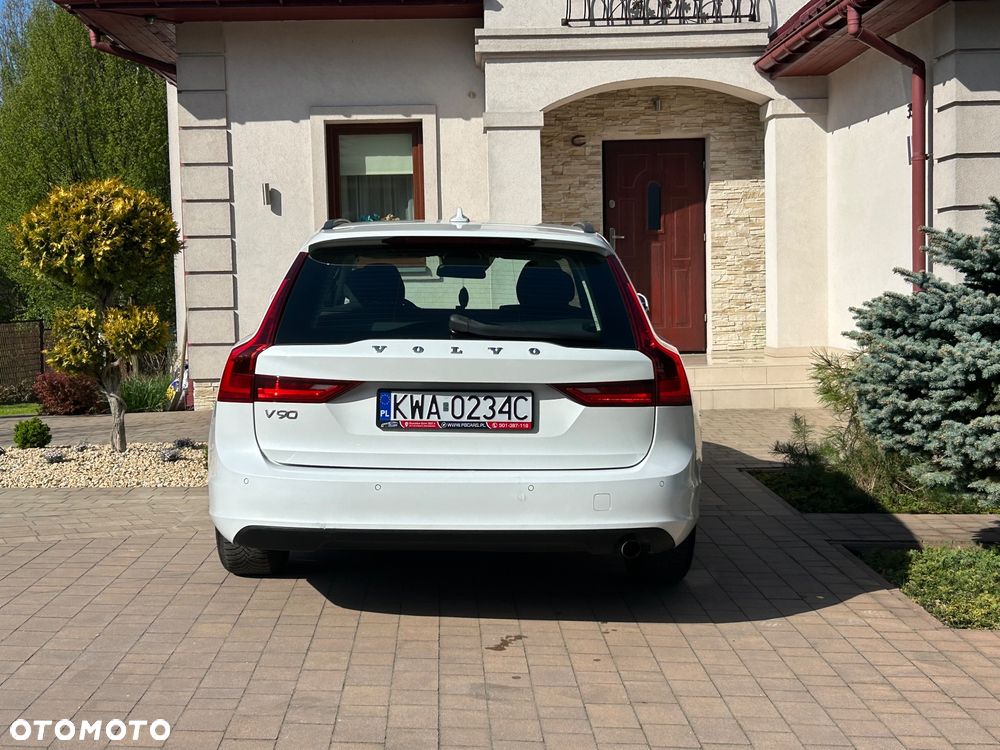 Volvo V90 D3 Momentum Pro - 13
