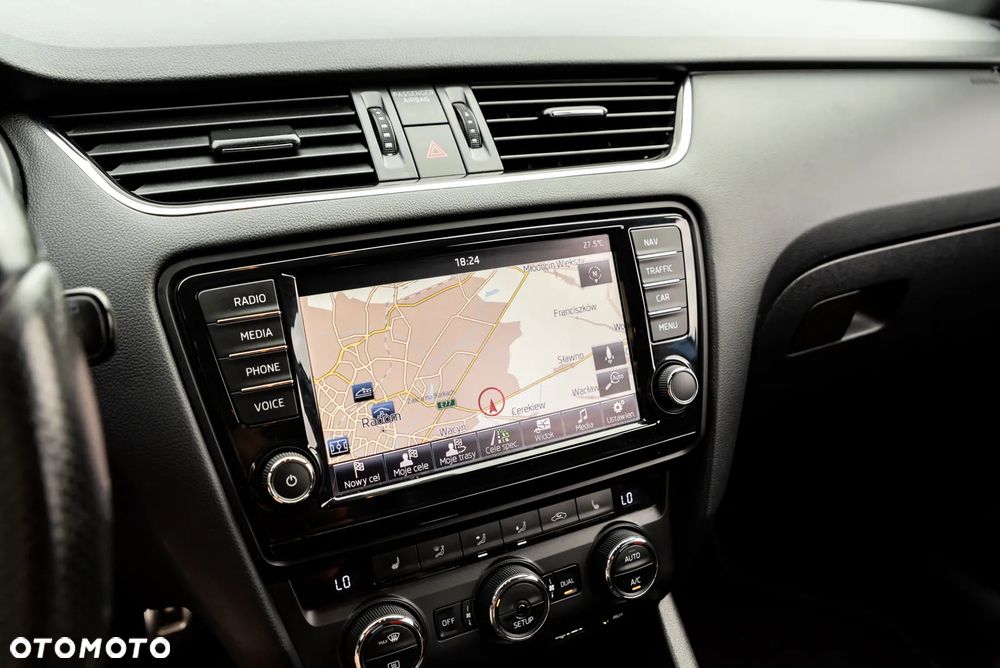 Skoda Octavia 2.0 TSI (Green tec) DSG RS - 37