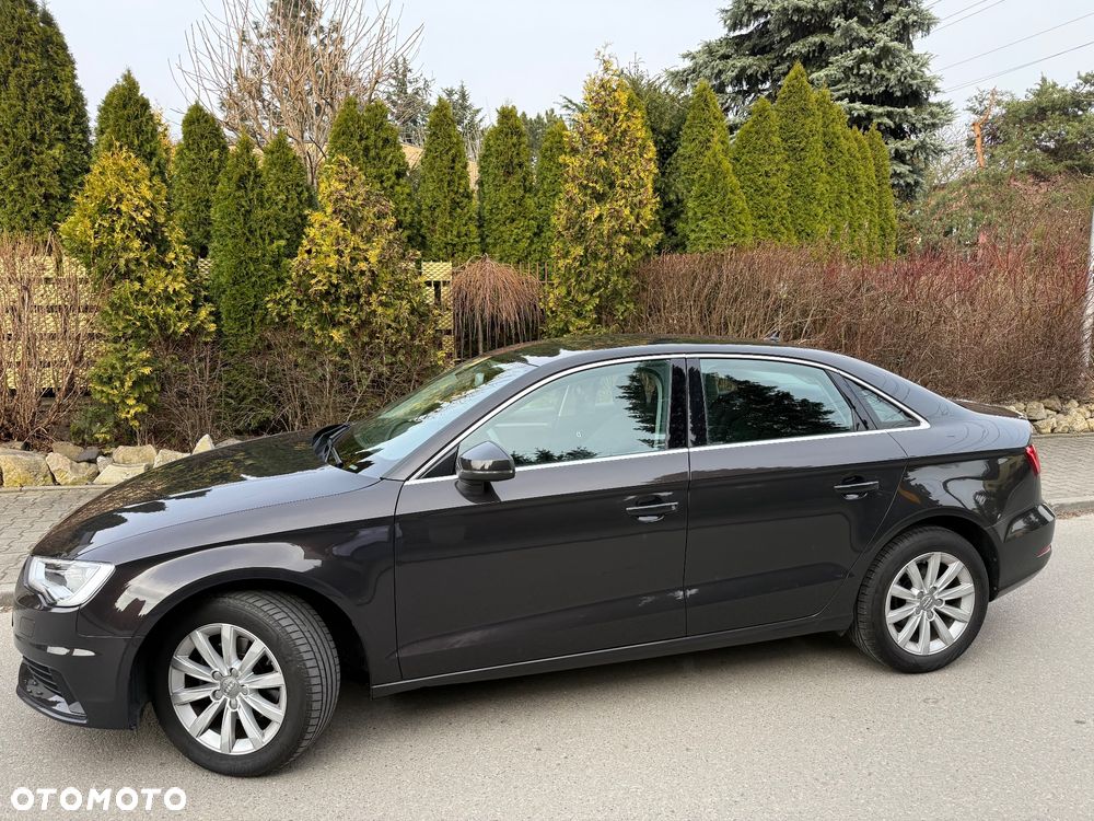 Audi A3 Limousine 1.6 TDI Attraction - 4
