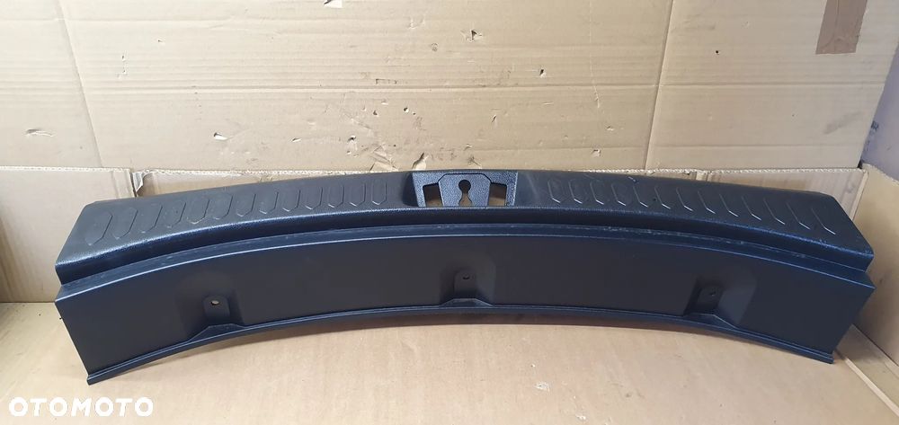 Osłona pasa tylnego bagażnika Kia Sportage III 85770-3U010 - 4