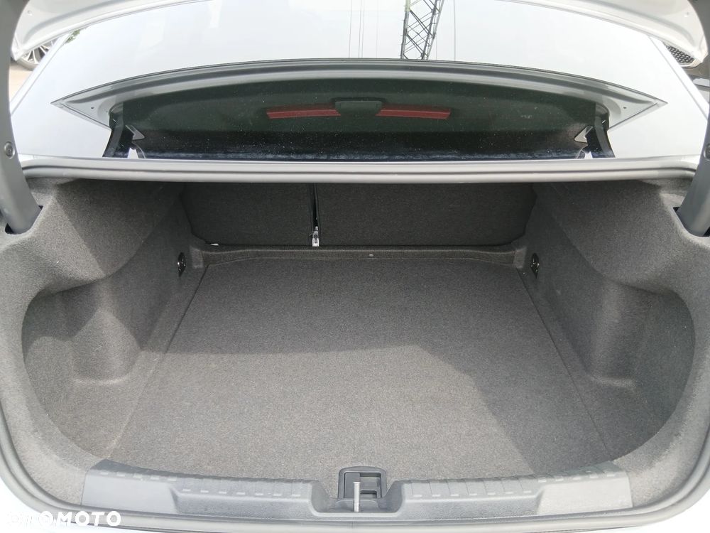 Audi A3 Limousine 35 TFSI mHEV Advanced S tronic - 19