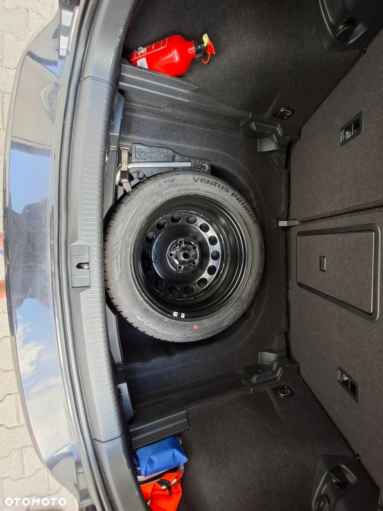 Volkswagen Golf 1.4 TSI BMT Comfortline - 24