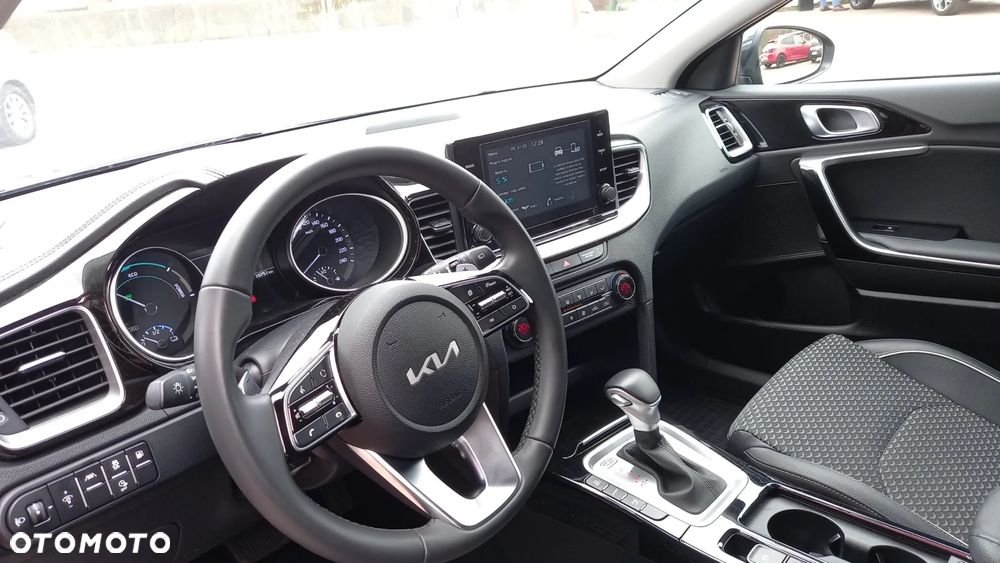 Kia XCeed 1.6 GDI PHEV L DCT - 9