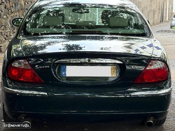Jaguar S-Type 3.0 V6 Executive Auto. - 3
