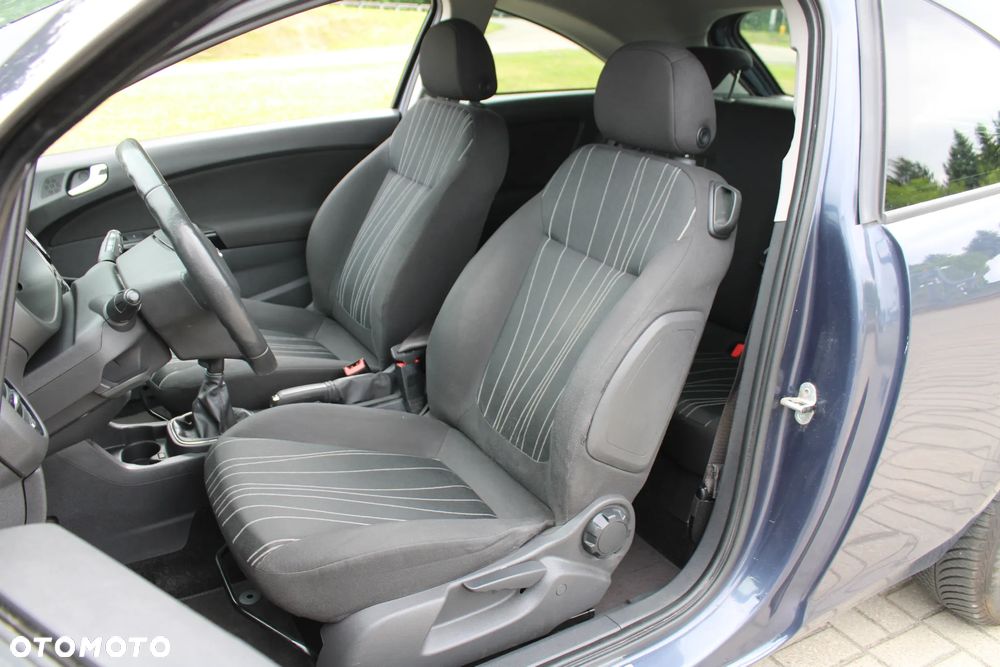 Opel Corsa - 19