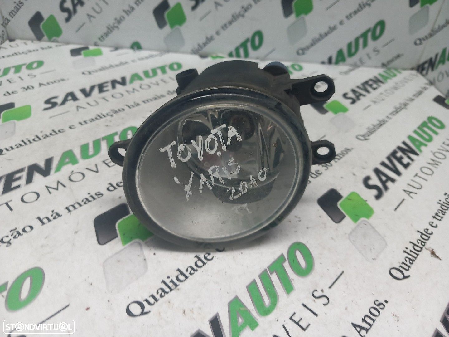 Farol Nevoeiro Toyota Yaris (_P13_) - 1