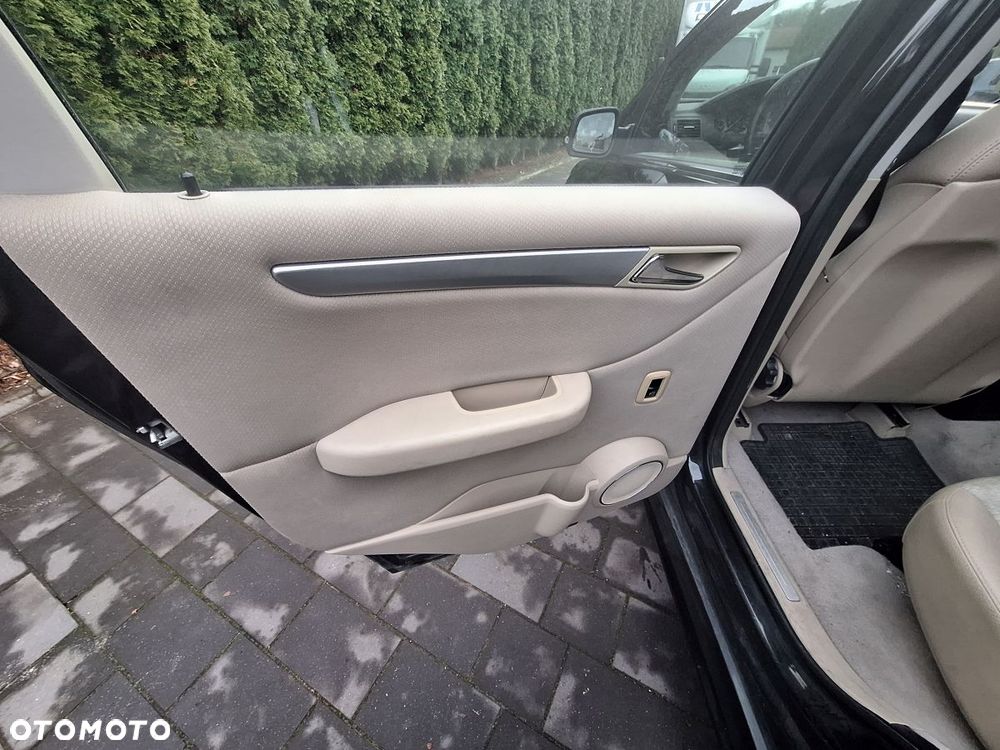 Mercedes-Benz Klasa B 180 CDI - 8