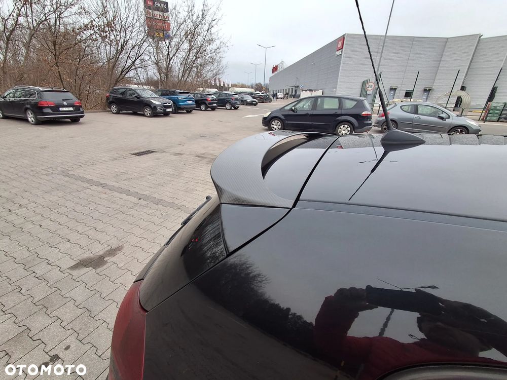 BMW Seria 1 116i - 17