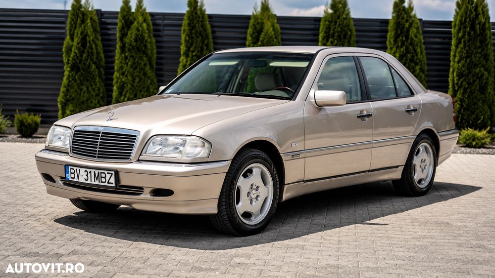 Mercedes-Benz C - 1