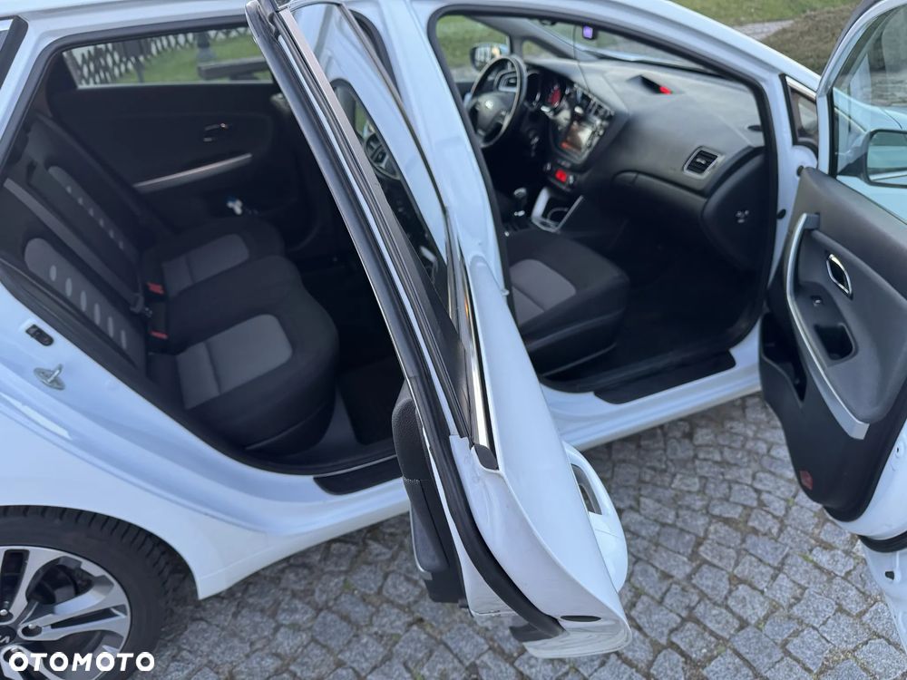 Kia Ceed 1.6 CRDi L - 10