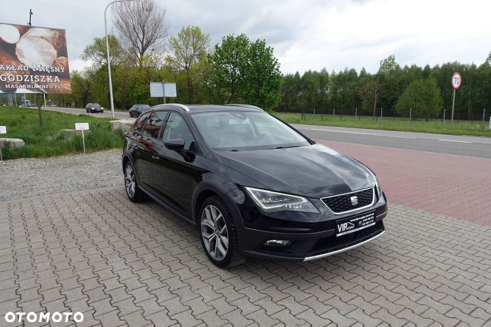 Seat Leon Sportstourer 2.0 TDI Start&Stop 4Drive DSG X-Perience - 3