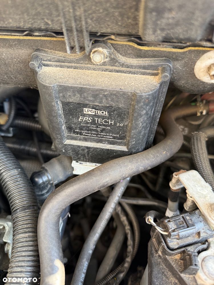 Toyota RAV4 2.0 Comfort 4x2 - 9