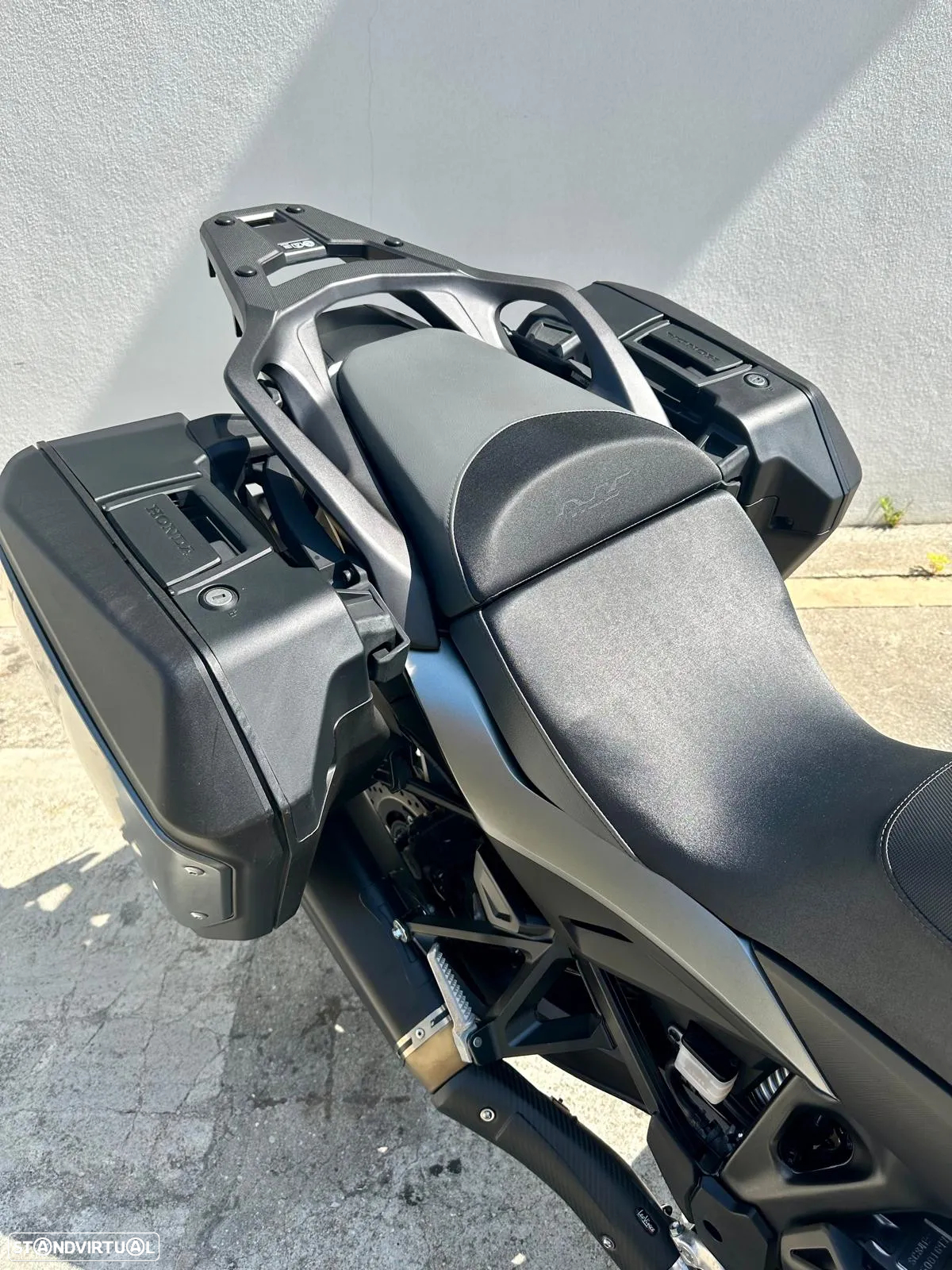 Honda NT - 8