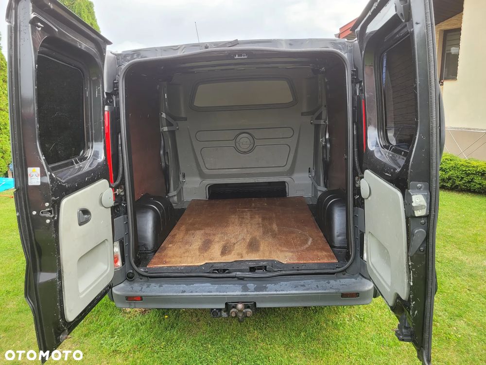 Opel VIVARO - 19