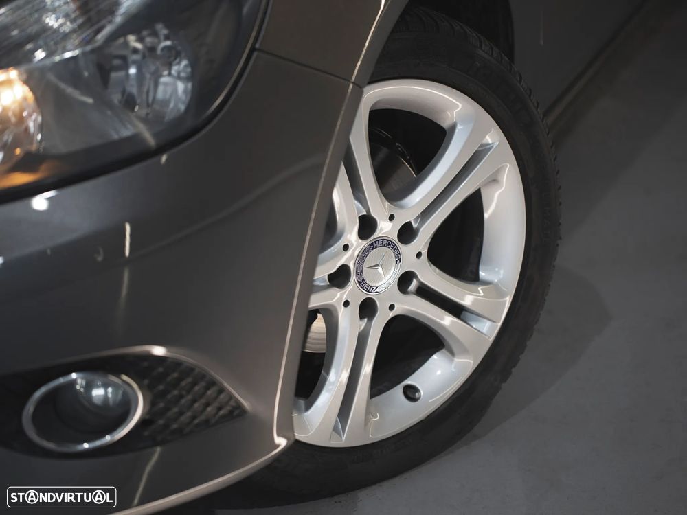 Mercedes-Benz A 180 CDI (BlueEFFICIENCY) Urban - 8