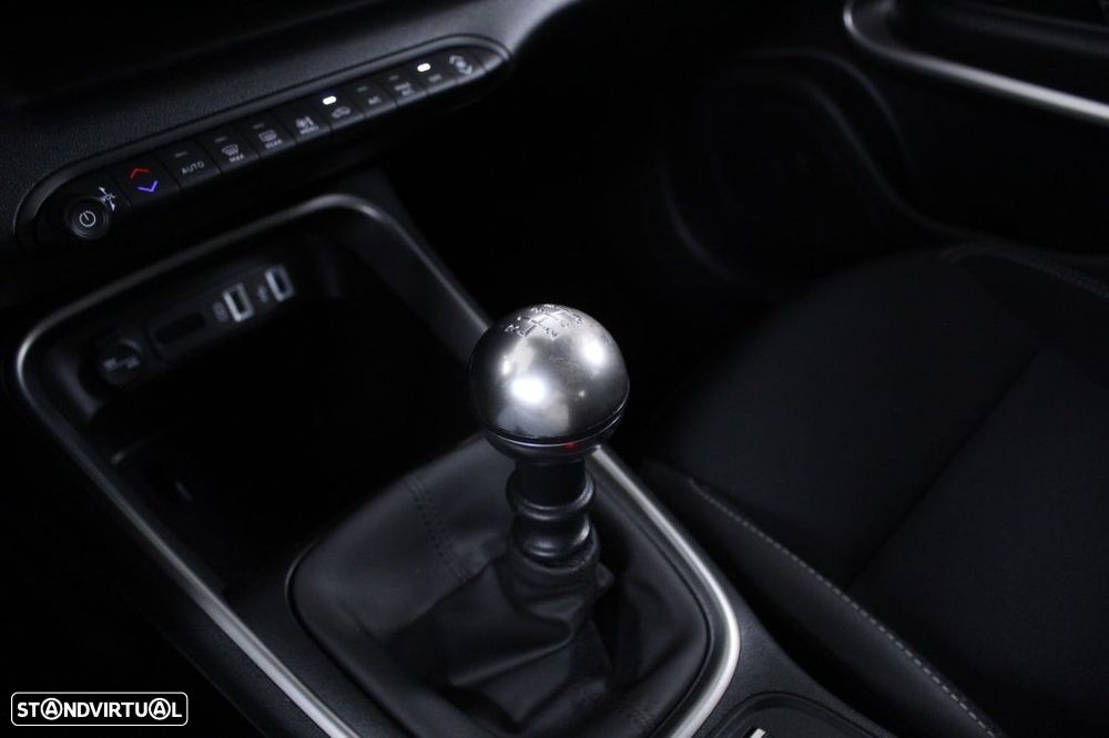 Jeep Avenger 1.2 GSE T3 Altitude - 29
