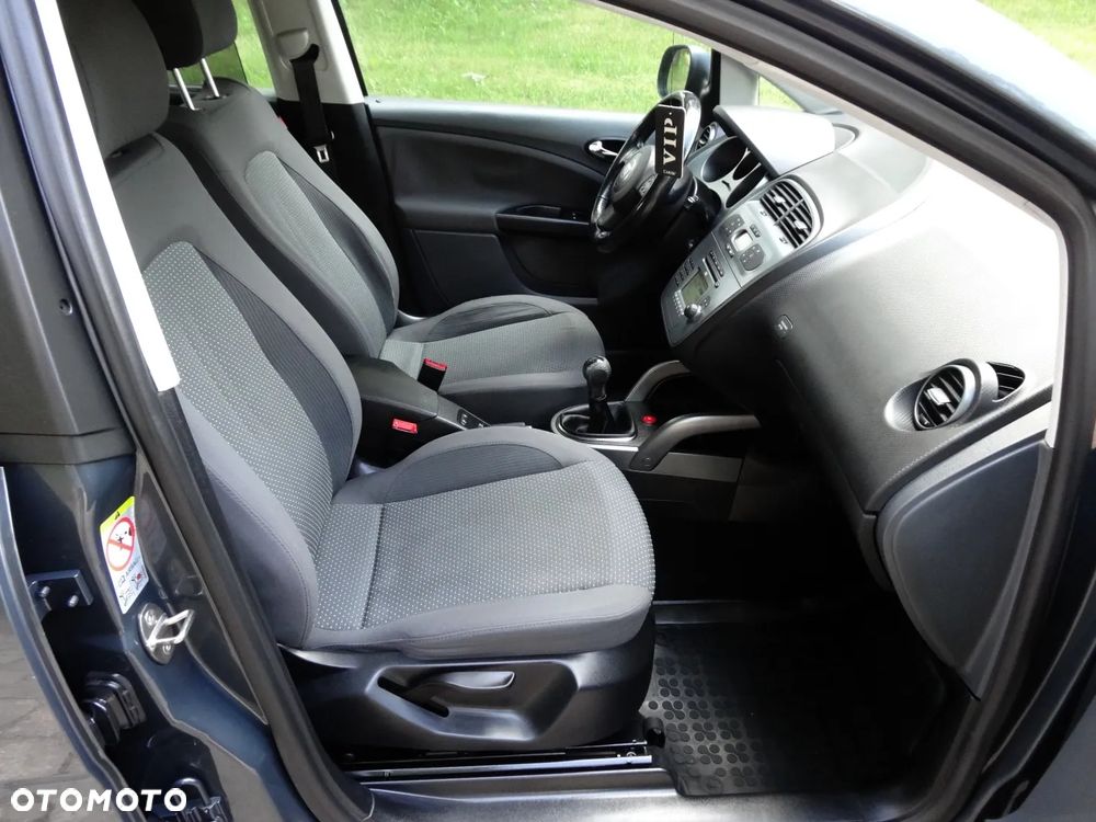 Seat Altea XL 2.0 TDI DPF Style - 25