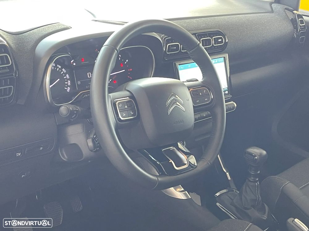Citroën C3 Aircross 1.2 PureTech Shine EAT6 - 16