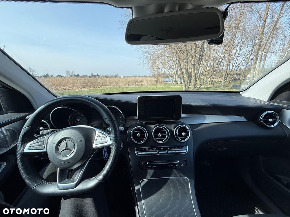 Mercedes-Benz GLC - 2