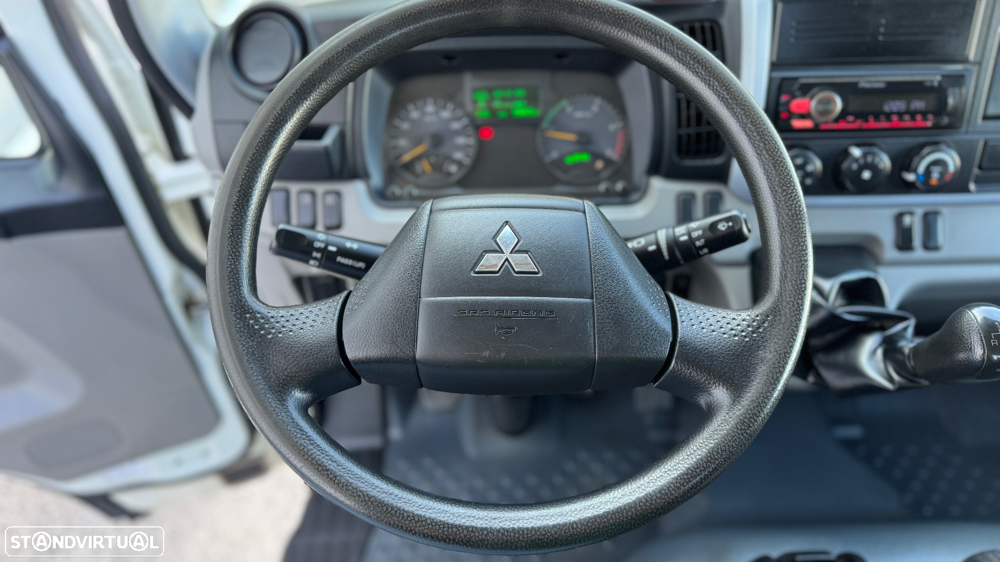 Mitsubishi Canter 3S13 Caixa Larga - 8
