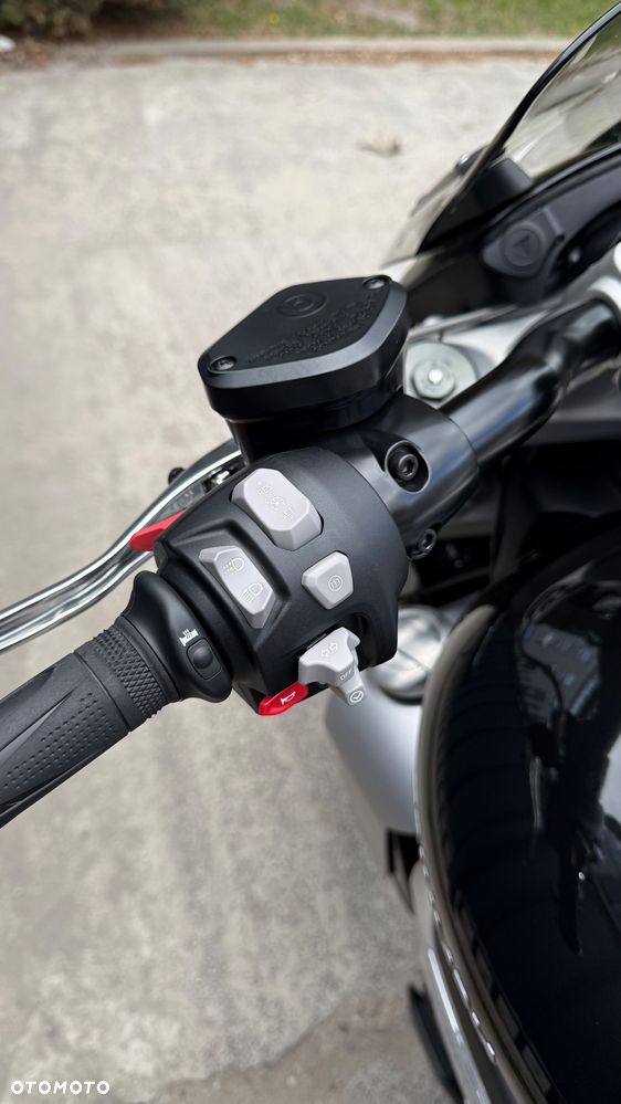Triumph Rocket - 10
