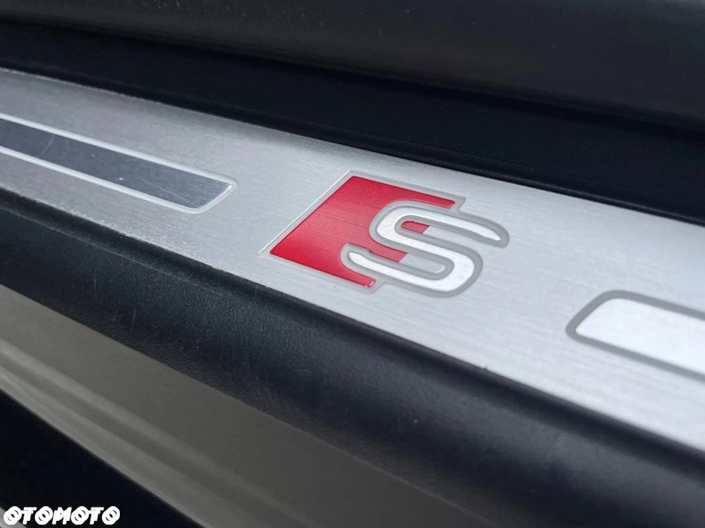 Audi Q7 55 TFSI mHEV Quattro S Line Tiptr - 33