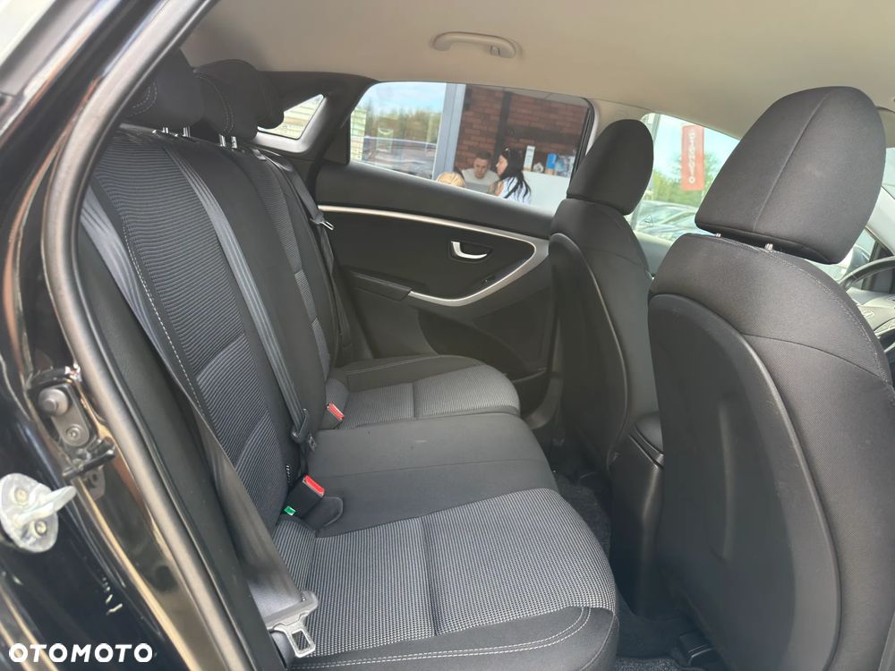 Hyundai i30 1.6 GDI Classic - 26