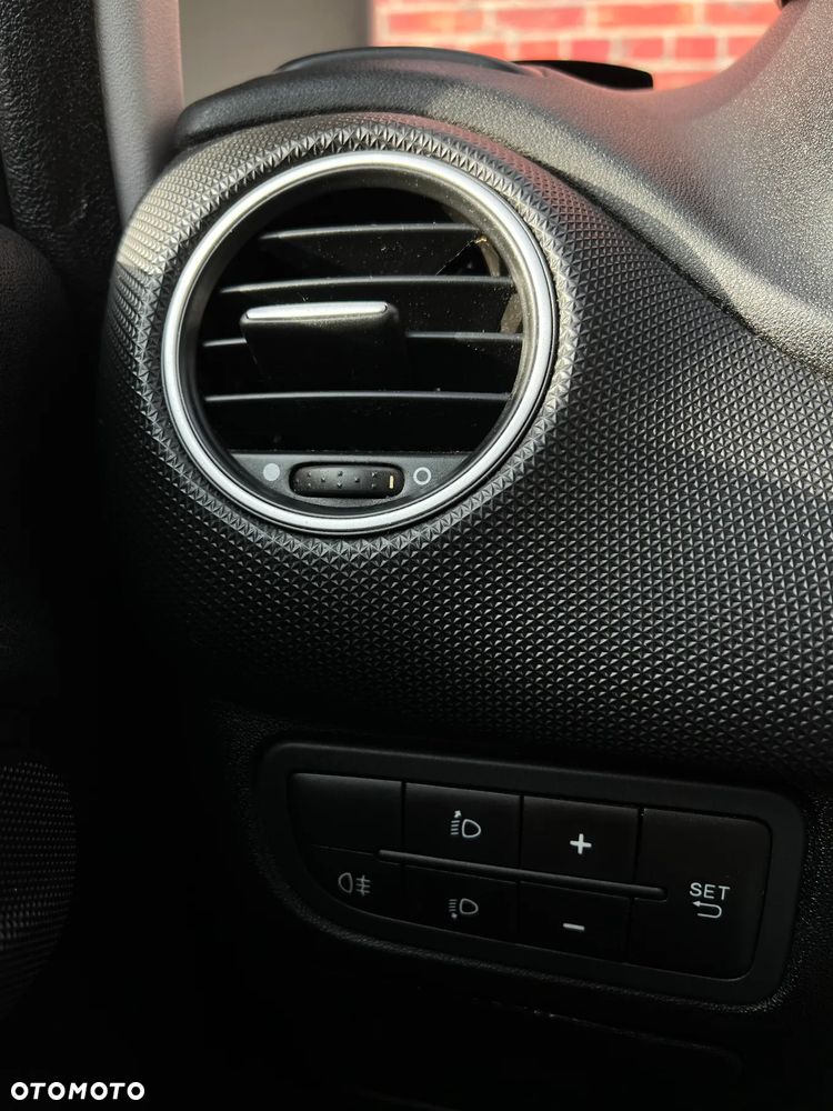 Fiat Punto 1.4 Easy S&S - 25