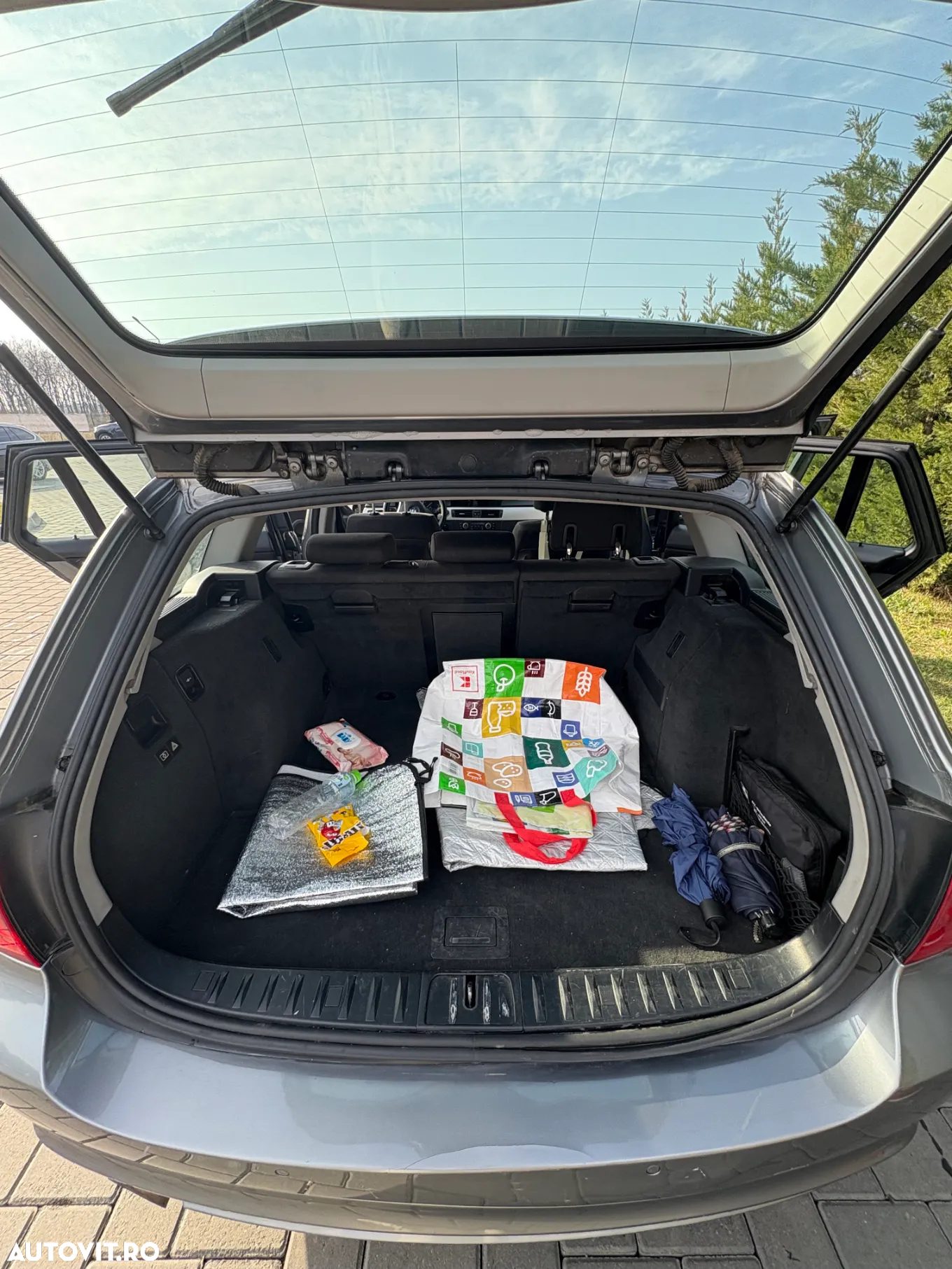 BMW Seria 3 318d - 2