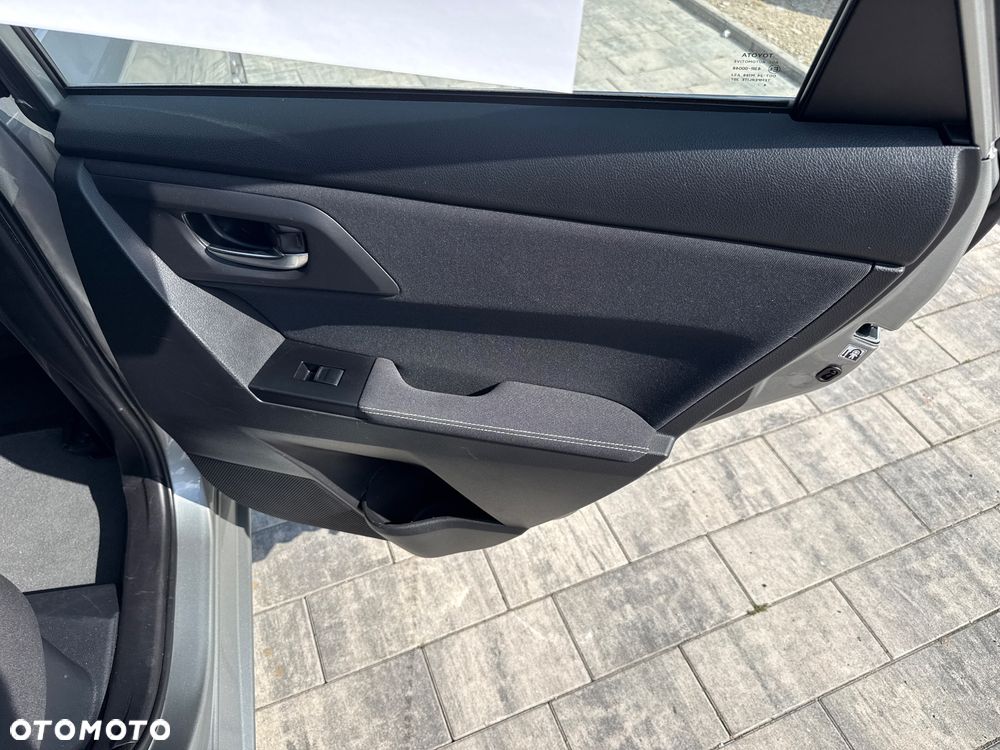 Toyota Auris Hybrid 135 Premium - 10
