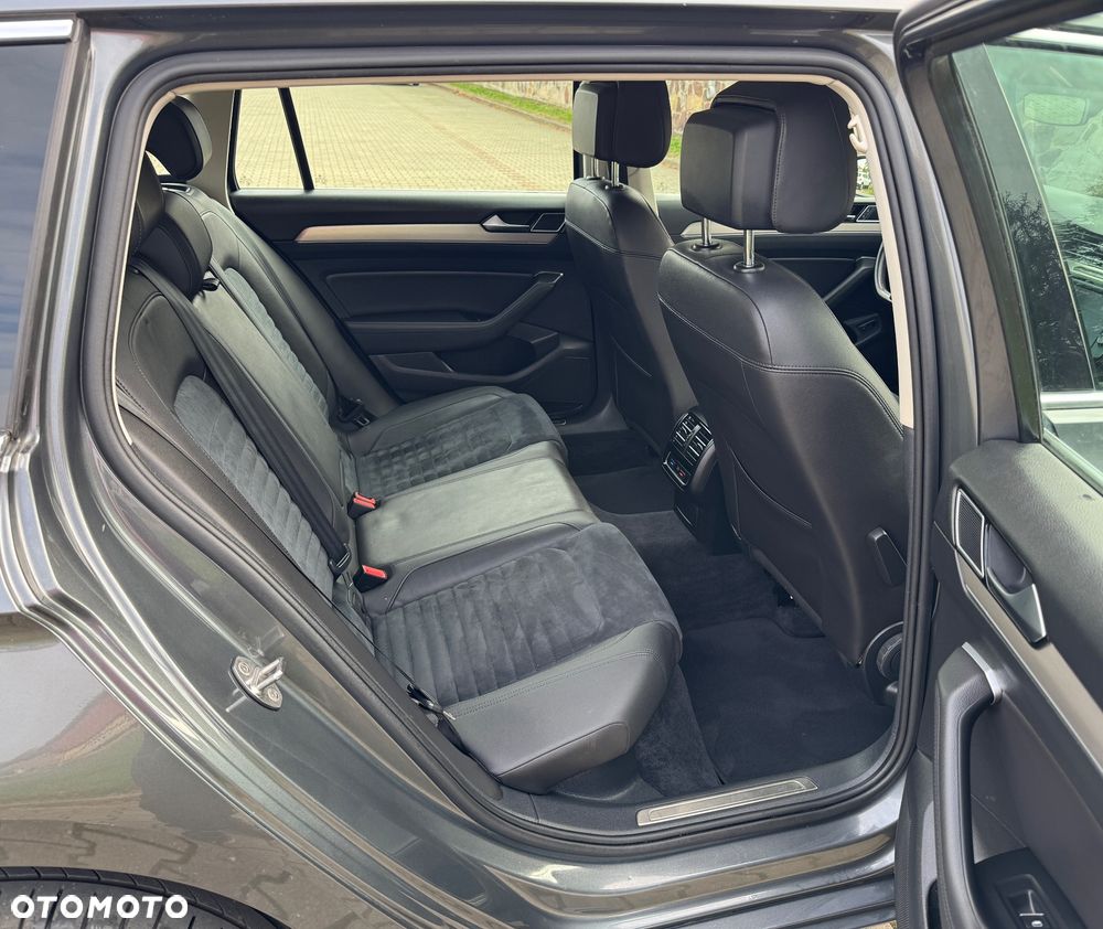Volkswagen Passat 2.0 TDI BMT 4Mot Highline DSG - 26